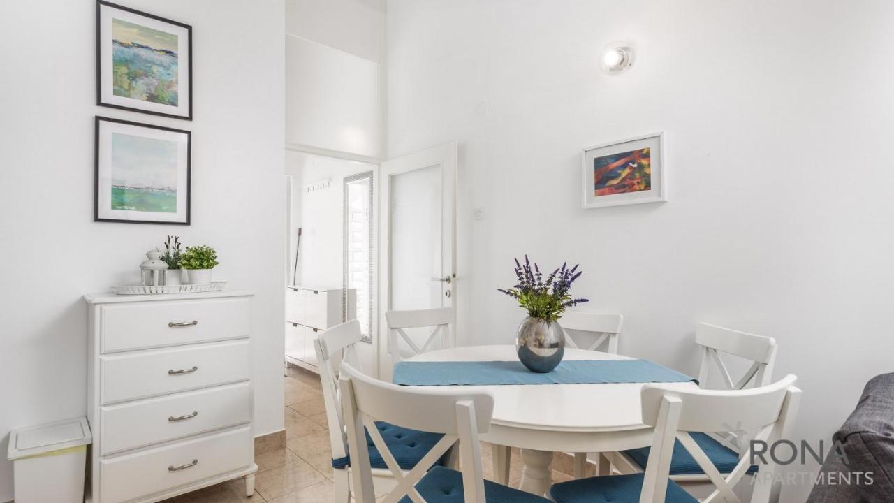 Rona Apartment Flower 1 And Flower 2 Новаля Екстериор снимка